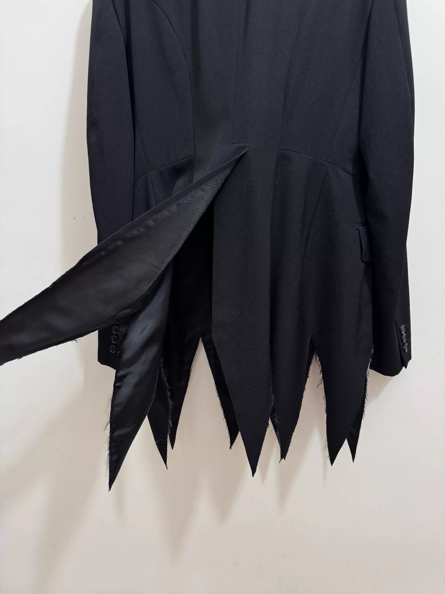 Comme des Garcons CDG Homme Plus S, Shoulder 43, Chest 100, Sleeve 63 Size US S / EU 44-46 / 1 - 6 Thumbnail