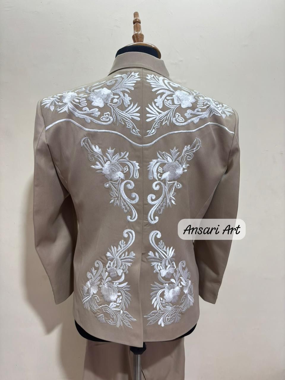 Other Men 2PC Customized Floral Embroidery Western Cocktail outfit Size 44R - 5 Thumbnail