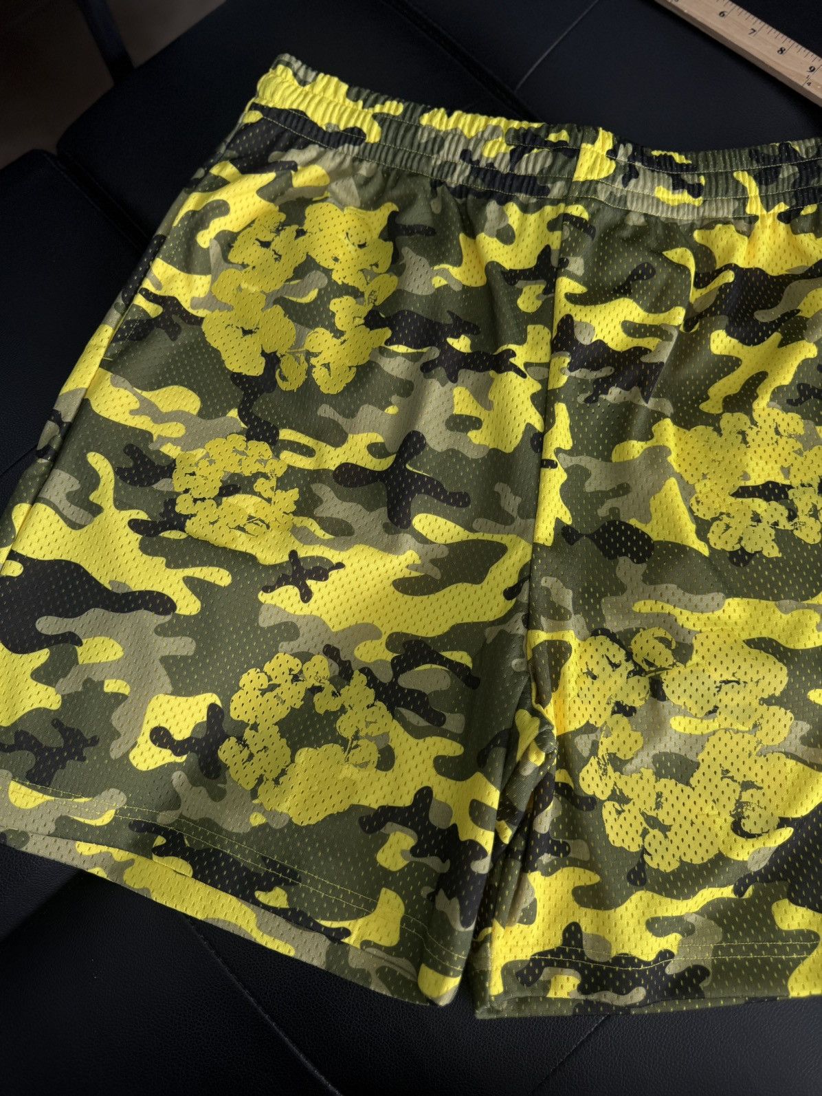 DENIM TEARS Denim Tears Mesh Summer Shorts Yellow Camo Size XL (NEW) Size US 36 / EU 52 - 2 Thumbnail