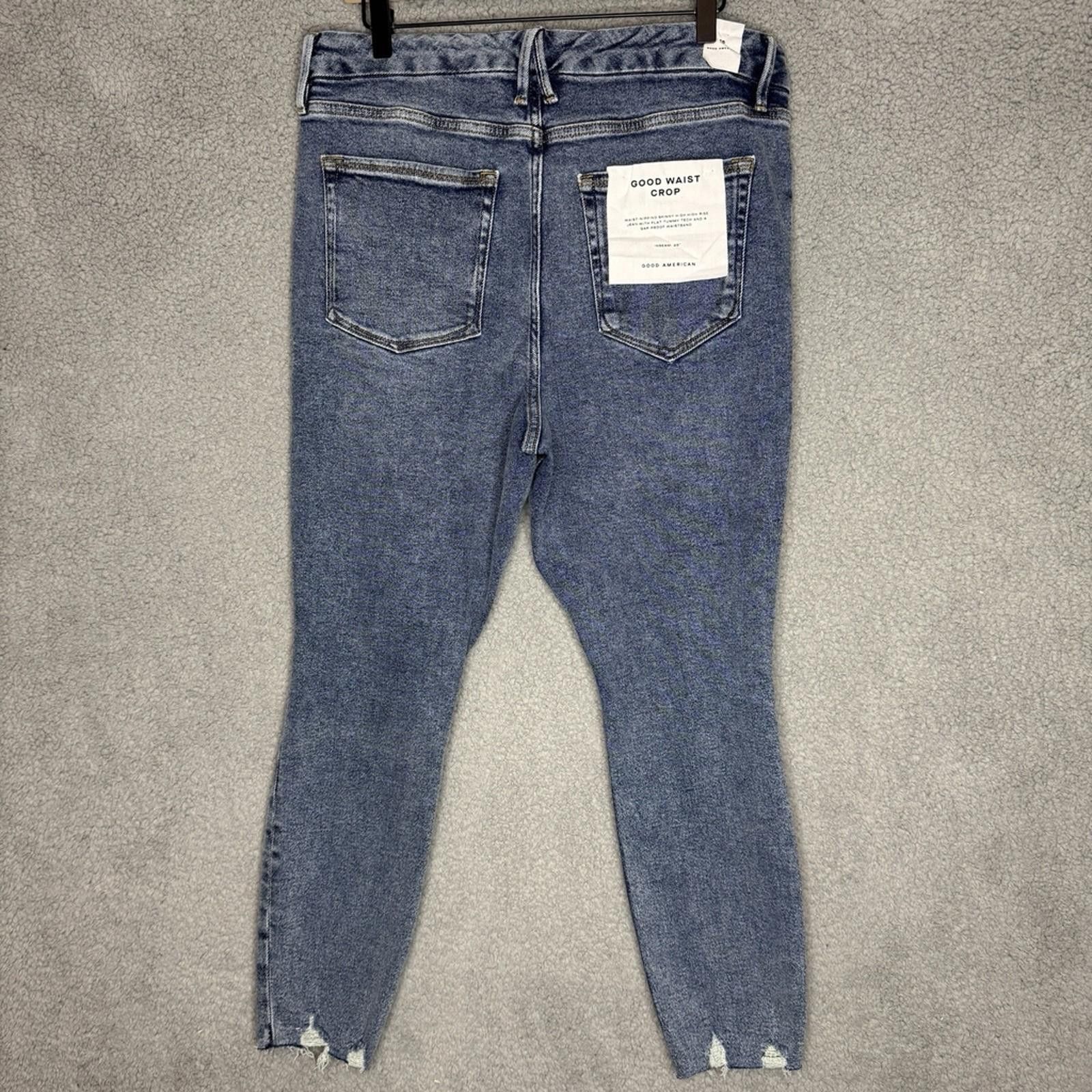 Other GOOD AMERICAN NWT Size 15 Good Waist Crop Denim Jean in Blue Size 32" / US 10 / IT 46 - 4 Thumbnail