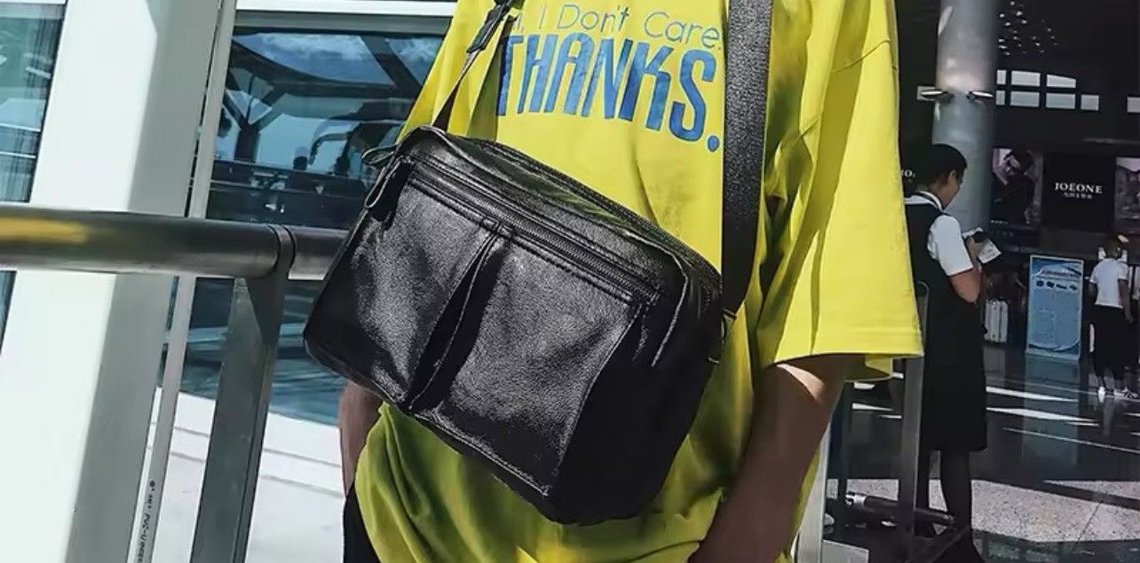 Sling Bag in Black, Men's