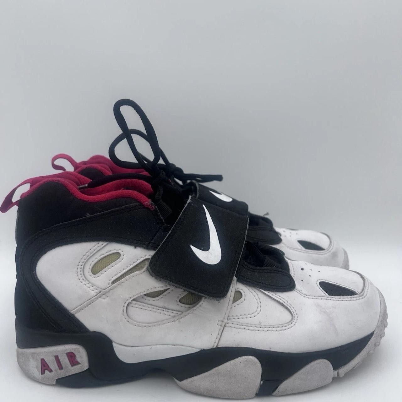 Nike Genuine 2011 Nike Air Diamond Turf 2 Size 7 Size US 7 / EU 40 - 1 Thumbnail