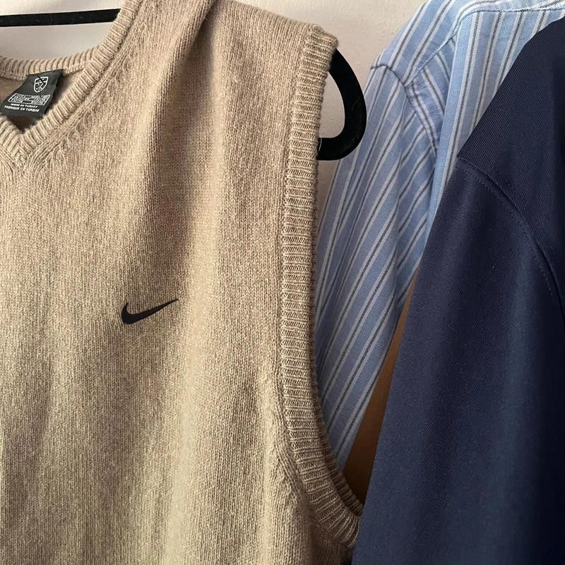 Nike Vintage Tan Beige Nike Vest 100% Cotton L Athletic sports Size US L / EU 52-54 / 3 - 4 Thumbnail