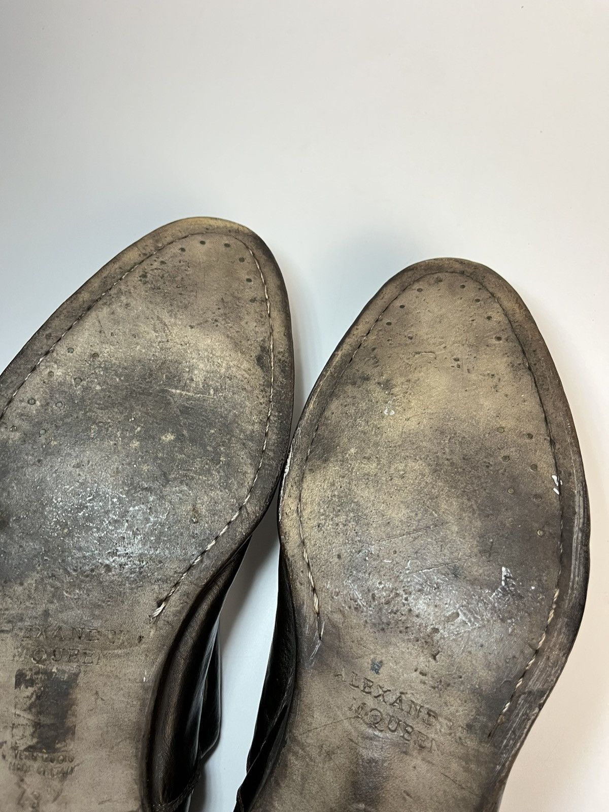 Alexander McQueen Alexander McQueen Burnished Espresso Leather Cap-Toe Oxfords Size US 10 / EU 43 - 20 Thumbnail