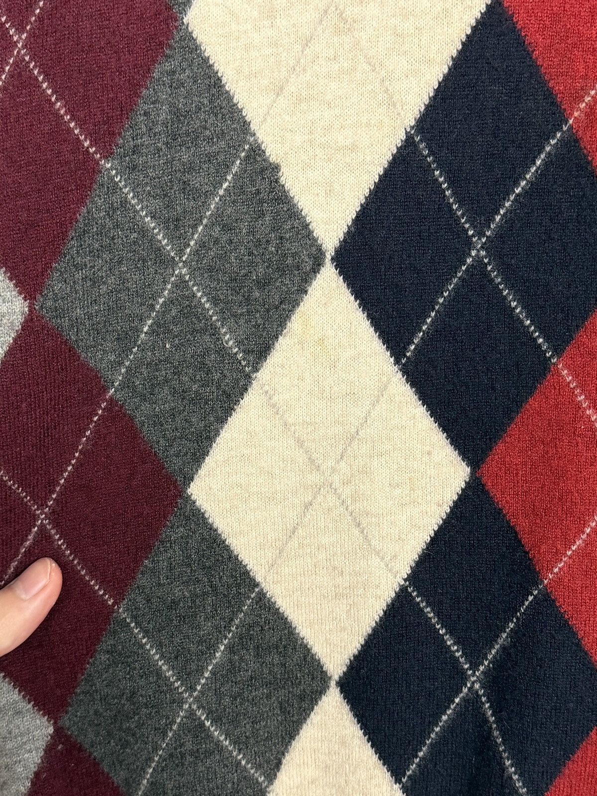 Burberry Men’s Burberry Argyle Wool V-Neck Sweater Pullover Size M-L Size US M / EU 48-50 / 2 - 16 Thumbnail