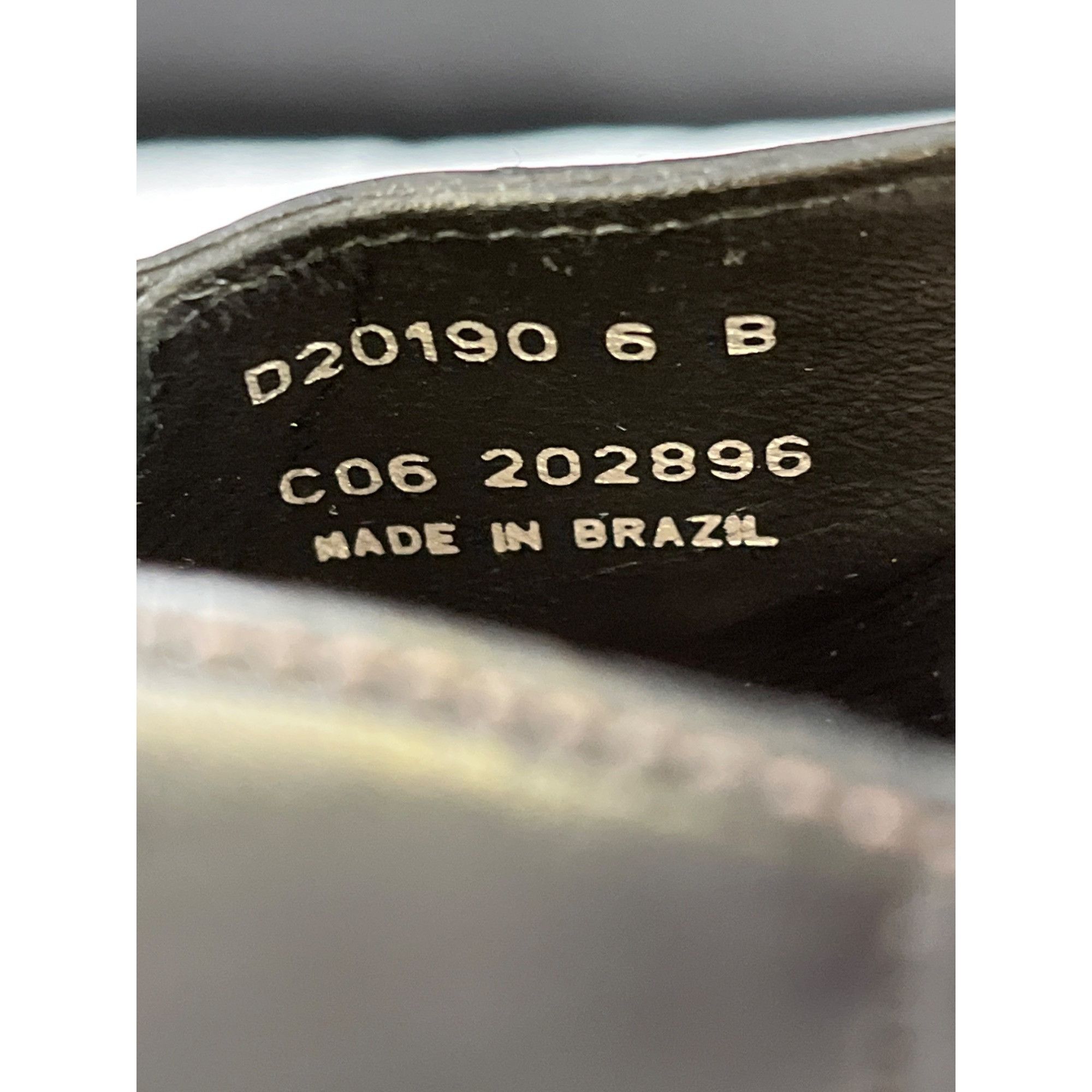 Cole Haan Cole Haan Women's Black Leather Heeled Mules Size 6B SKU 608 Size US 6 / IT 36 - 6 Thumbnail
