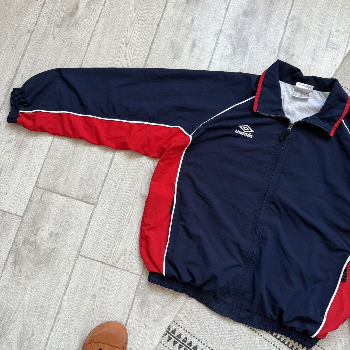 Umbro Vintage 90s Umbro Boxy Nylon track jacket Y2K Windbreaker Size US XL / EU 56 / 4 - 7 Thumbnail