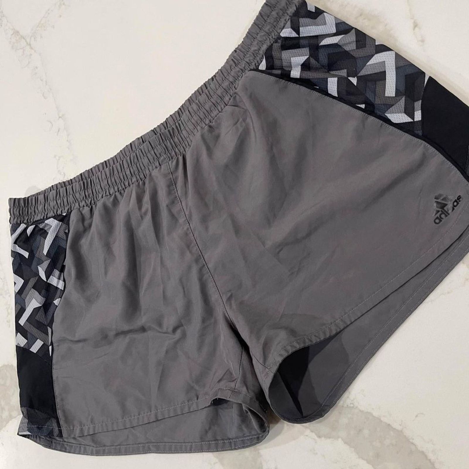 Adidas Adidas Activewear Lined Shorts Gray Women's XL Drawstring Size 36" / US 14 / IT 50 - 2 Thumbnail