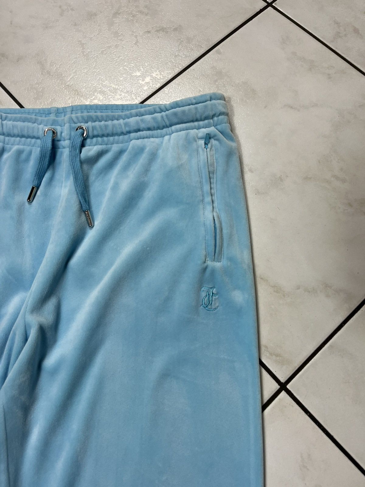 Ed Hardy × Juicy Couture Juicy Couture velvet sweatpants rhinestones crystal ass logo Size 28" / US 6 / IT 42 - 4 Thumbnail