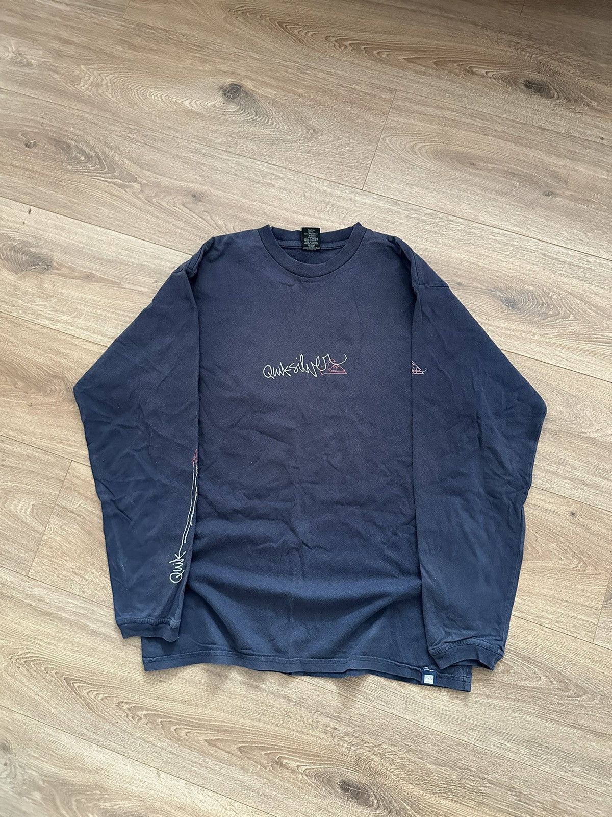 Quiksilver 🔥VINTAGE SUN FADED QUIKSILVER SURF LONG SLEEVE🔥 Size US L / EU 52-54 / 3 - 1 Thumbnail