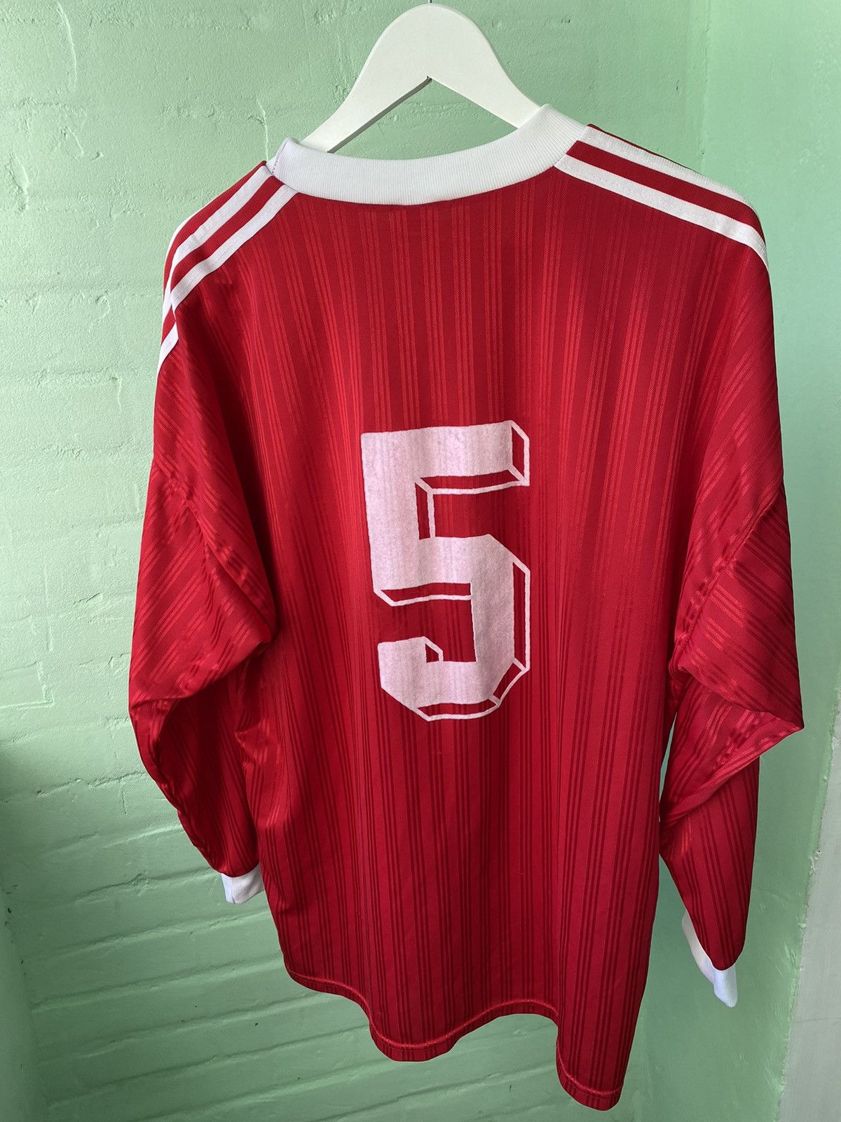 Adidas × Vintage Vintage Football Template Shirt Very Rare Number 5 Size US XL / EU 56 / 4 - 8 Thumbnail