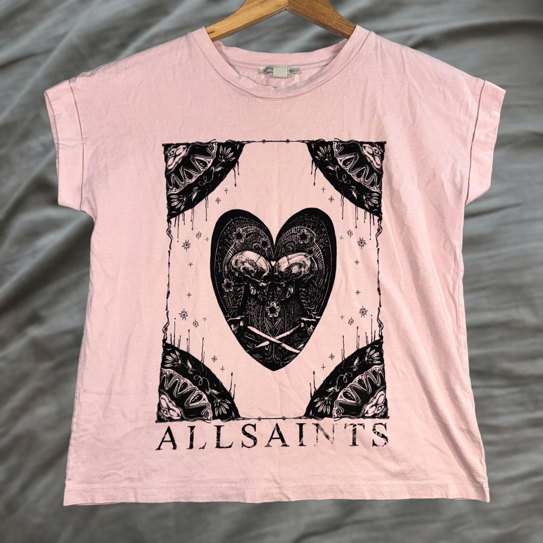 Allsaints AllSaints Shirt Womens XS/S Pink Skull Heart Graphic Boxy Cap Sleeve Gothic Tee Size XS / US 0-2 / IT 36-38 - 1 Thumbnail