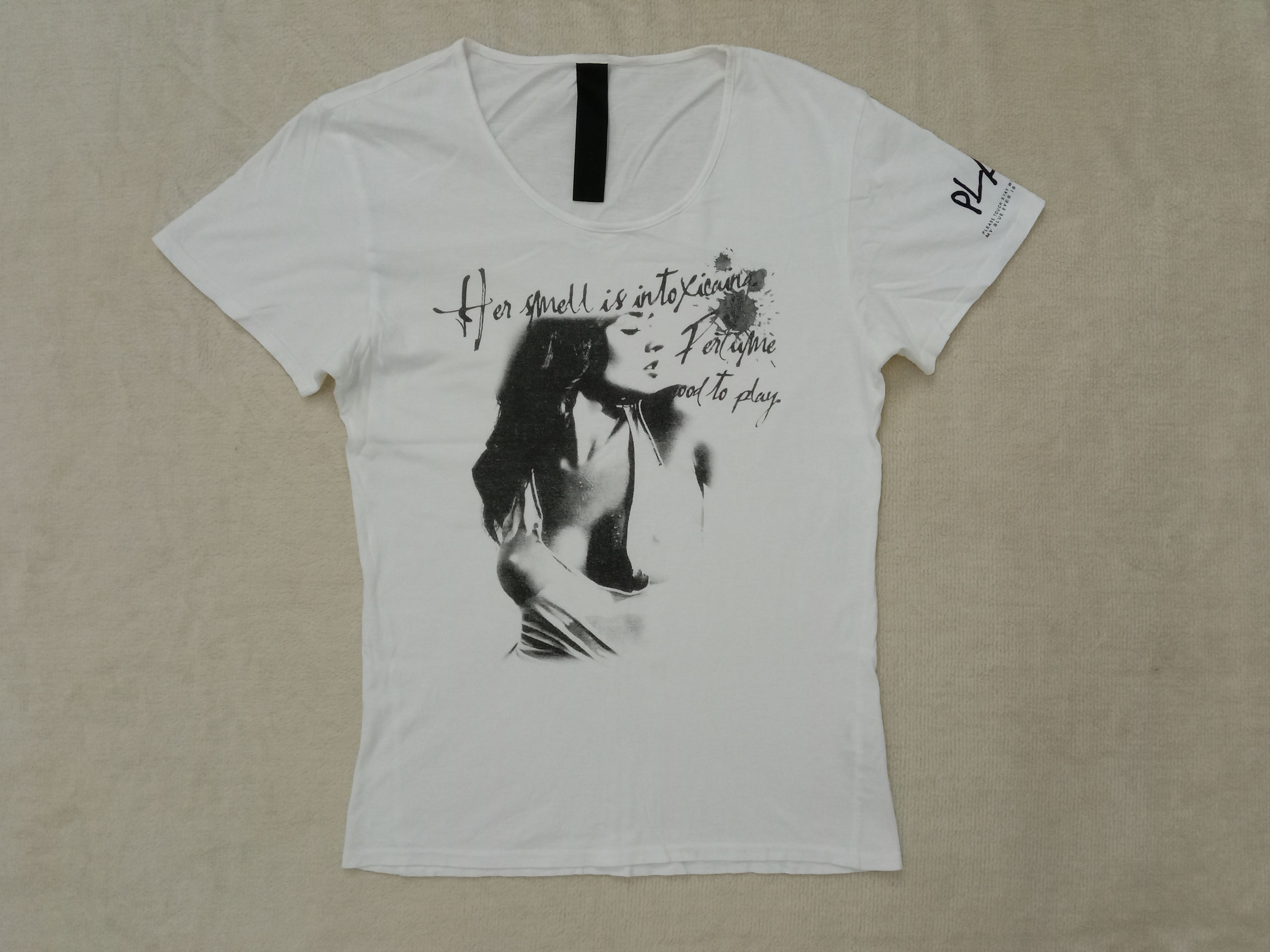 Vanquish Vanquish Sexy Girl Tshirt Size S / US 4 / IT 40 - 2 Thumbnail