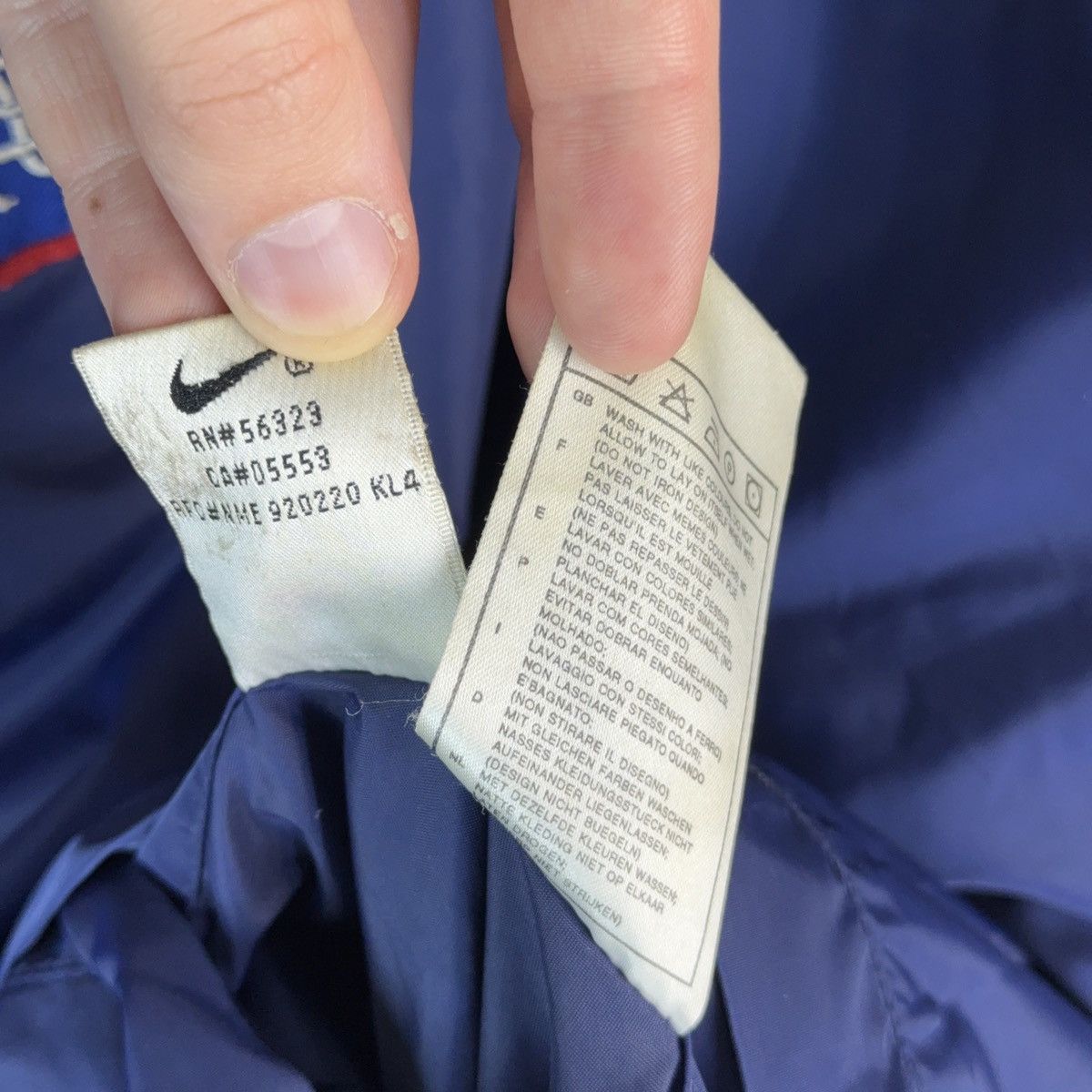 Nike × Vintage Vintage Nike Glasgow Rangers 1997 Jacket Reversibl Blue Size US L / EU 52-54 / 3 - 23 Thumbnail