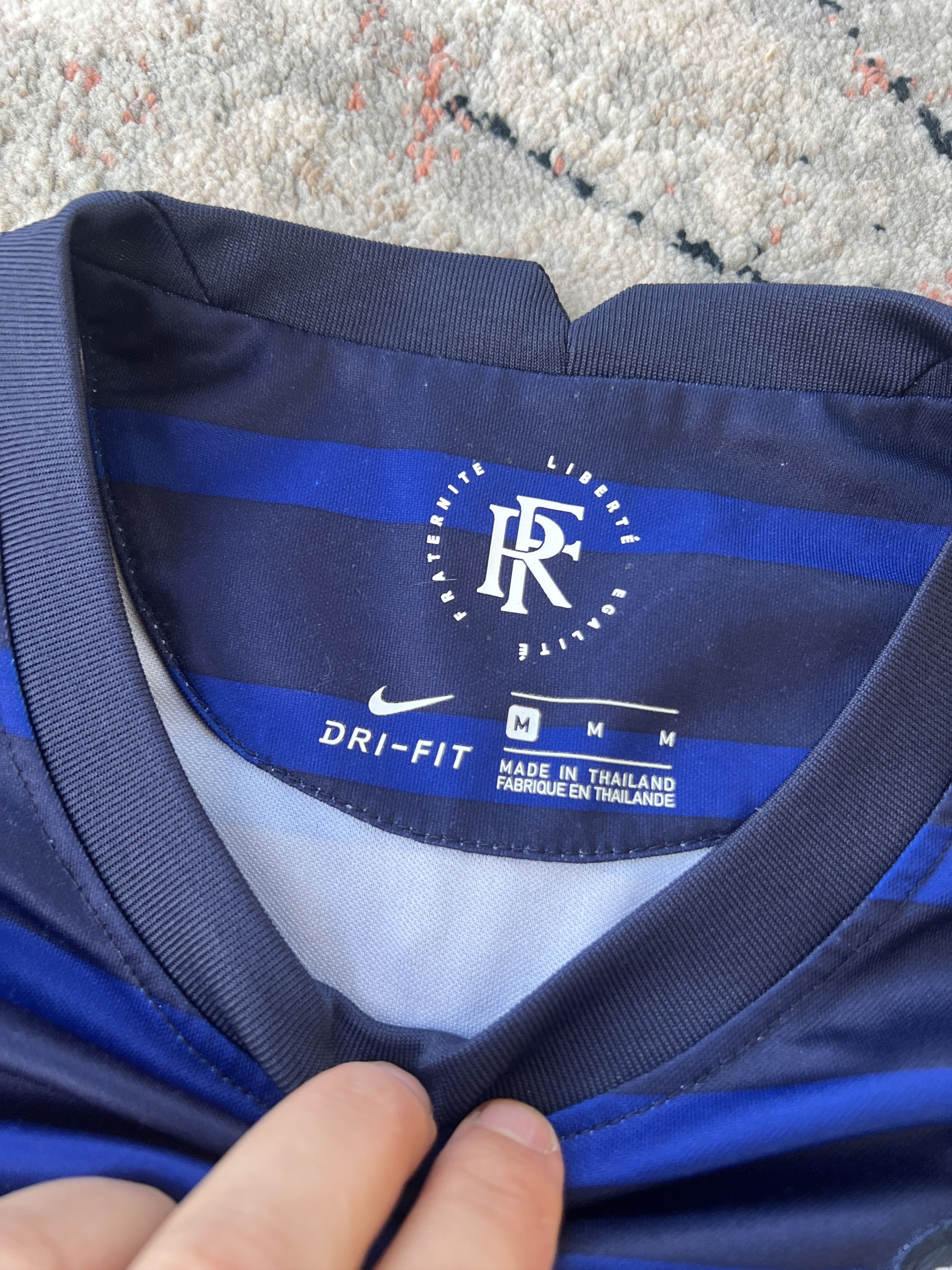 Nike Nike France 26 Football Jersey Size US M / EU 48-50 / 2 - 8 Thumbnail