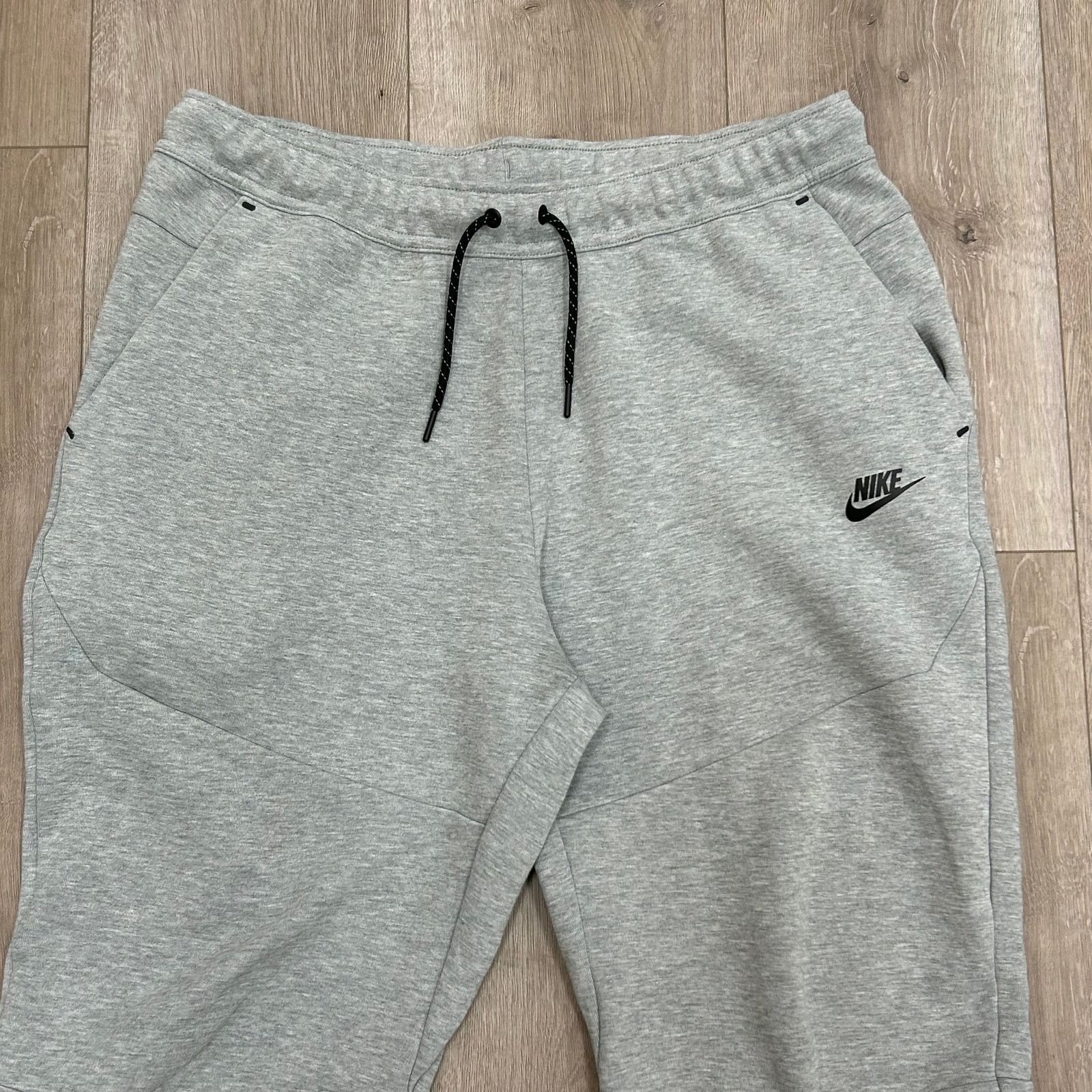 Nike Nike Tech Fleece Jogger Pants XL Grey Heather B3 Size US 34 / EU 50 - 2 Thumbnail