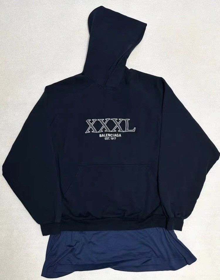 Balenciaga Balenciaga 22FW Blizzard Show 3xl Hoodie - DMC Size US M / EU 48-50 / 2 - 1 Thumbnail