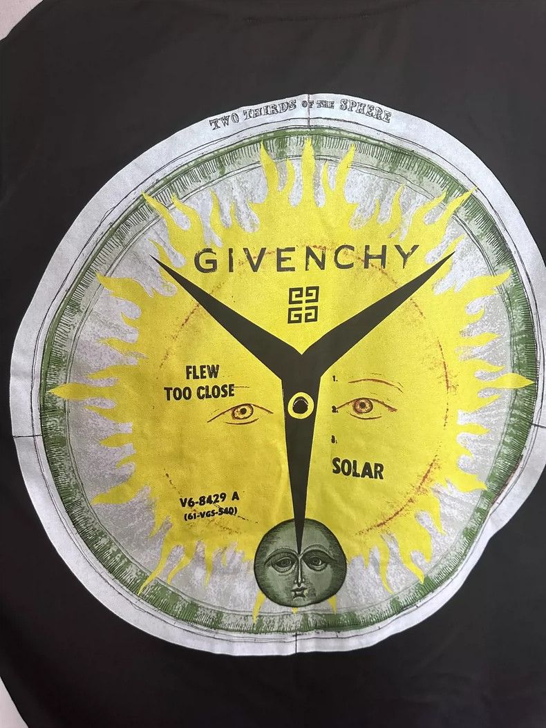 Givenchy Givenchy Short Sleeve T-Shirt Size US M / EU 48-50 / 2 - 5 Thumbnail