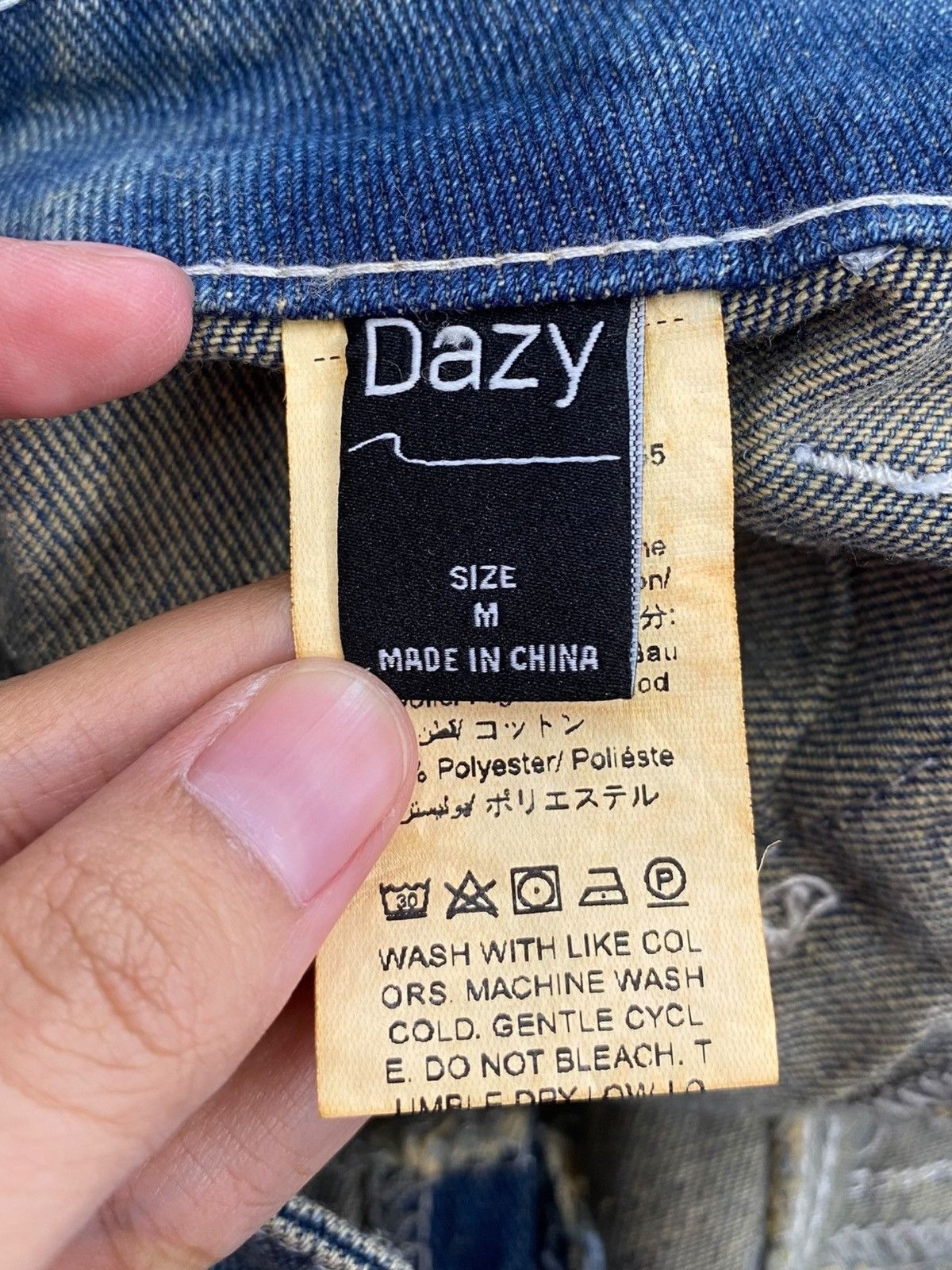 Other Dazy Distressed Hairy Leg Style Baggy Jeans Size US 27 - 10 Thumbnail