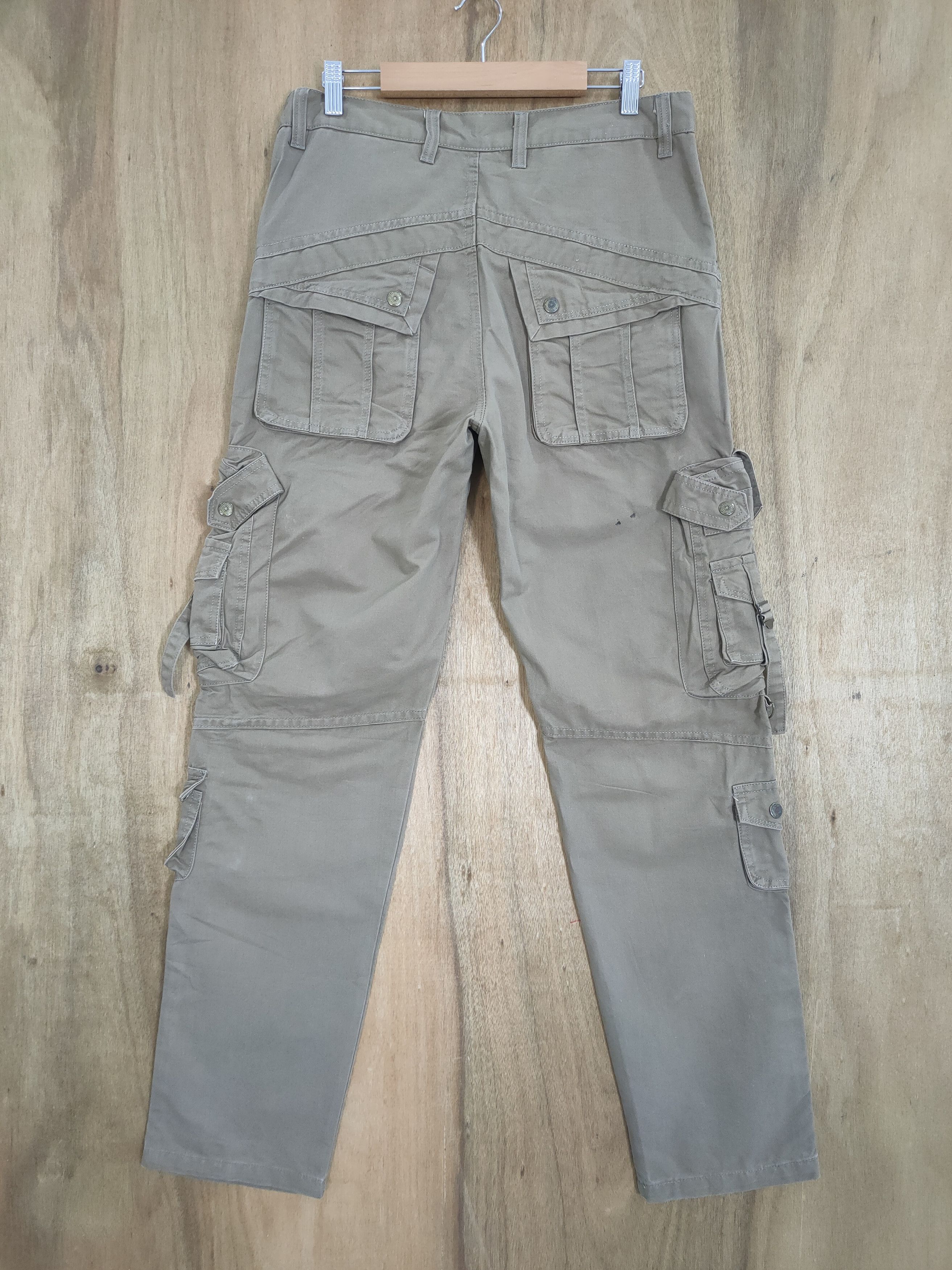 Japanese Brand 10 POCKET MULTIPOCKET BROWN CARGO PANTS Size US 32 / EU 48 - 1 Thumbnail
