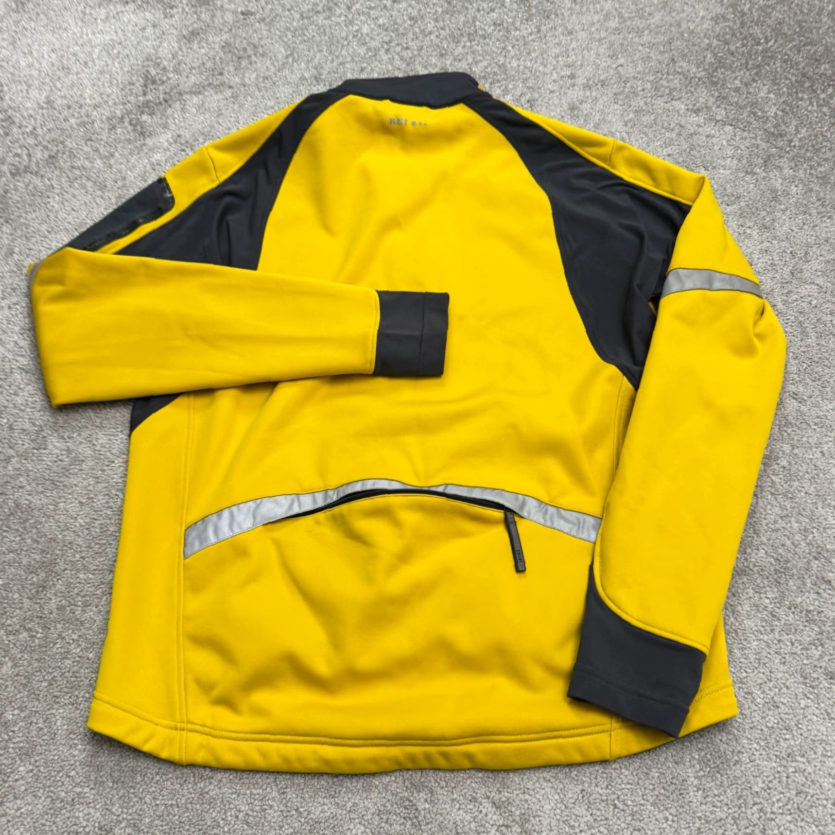 Vintage REI Cycling Softshell Windbreaker Jacket Men Large Yellow Full Zip Outdoor Biker Size US L / EU 52-54 / 3 - 2 Thumbnail