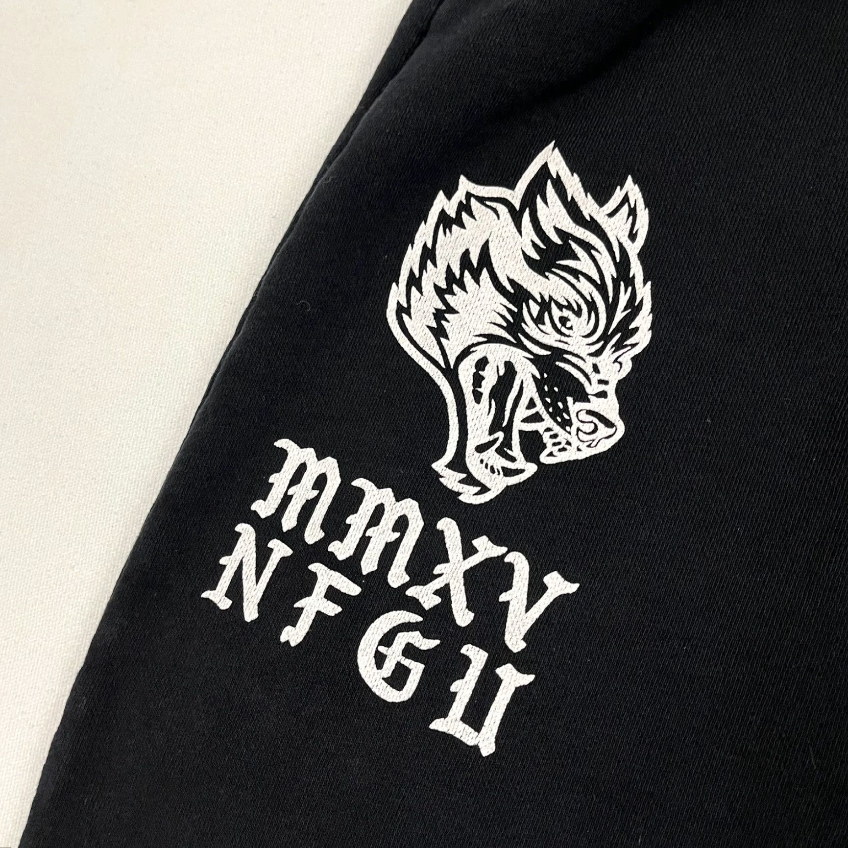 Darc Sport Darc Sport Wolves Sweatpants Womens S Black Oversized Wide-Leg Baggy /500 | Athletic | Casual | Activewear | Pants Size 28" / US 6 / IT 42 - 2 Thumbnail