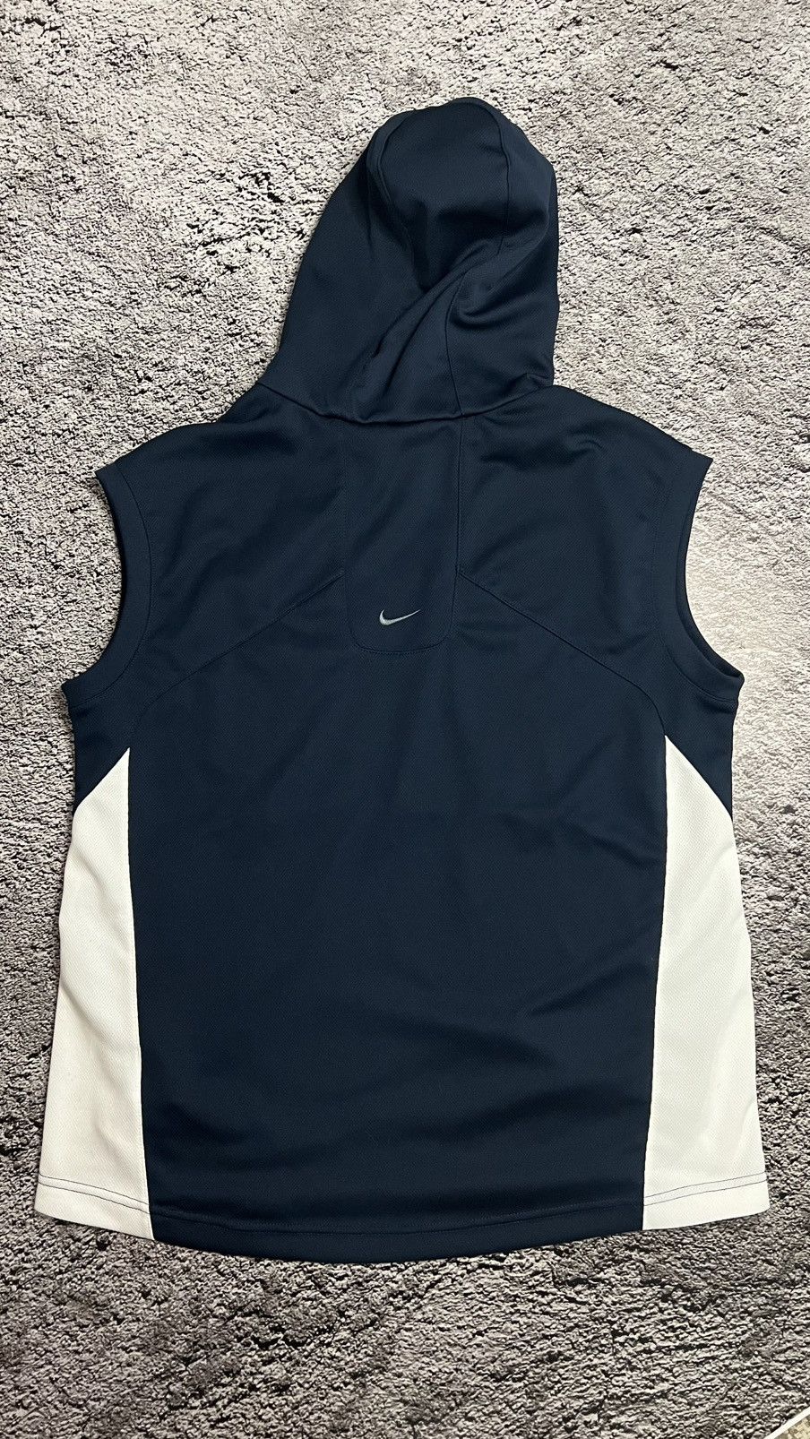 Nike × Vintage Early 00’s Nike shox rare sleeveless hoodie big logo Size US S / EU 44-46 / 1 - 2 Thumbnail