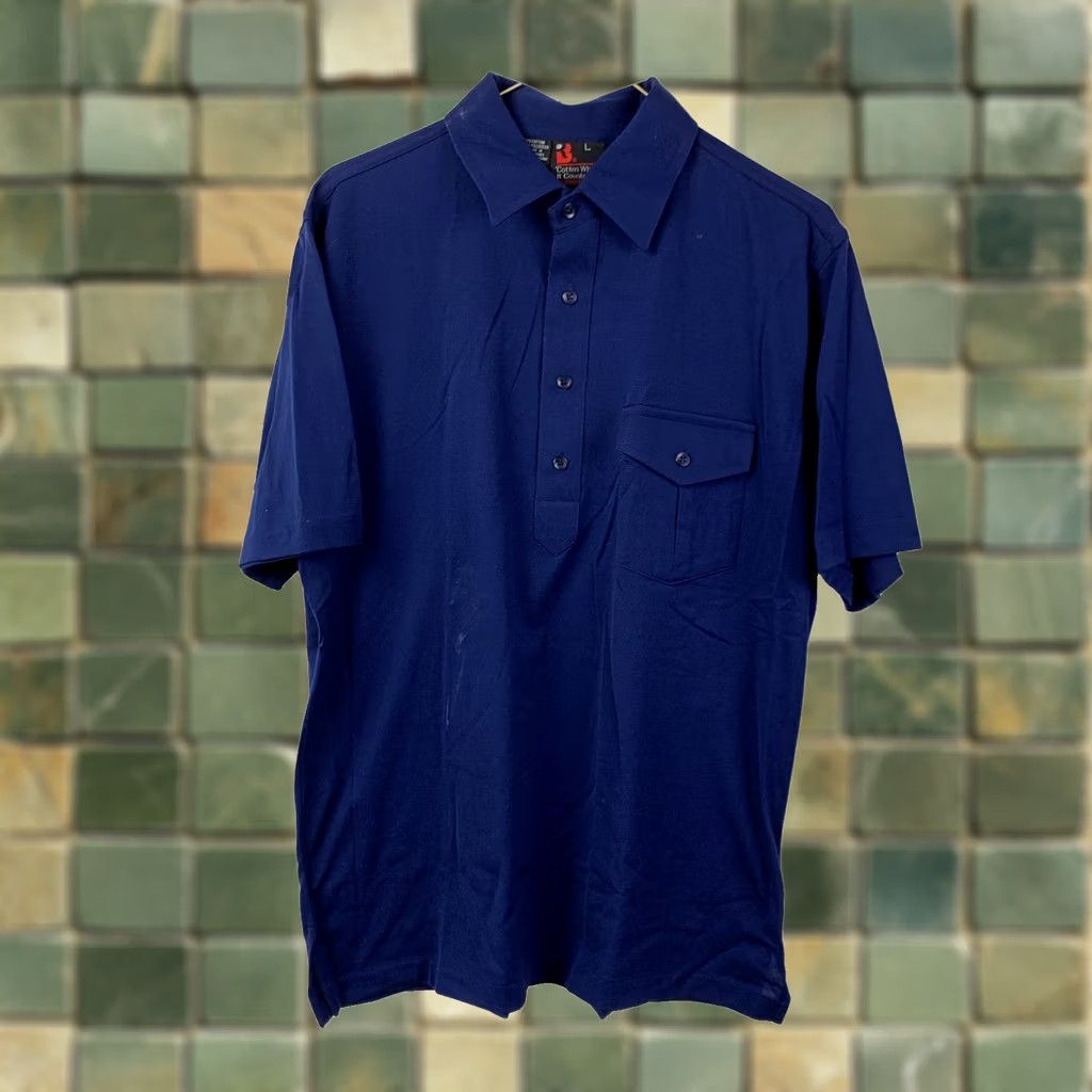 Vintage VINTAGE Robert Bruce Polo Shirt Mens 90s Preppy Navy Blue Large Short Sleeve Cotton Polyester Blend Button-Down Chest 38"} Size US L / EU 52-54 / 3 - 1 Thumbnail