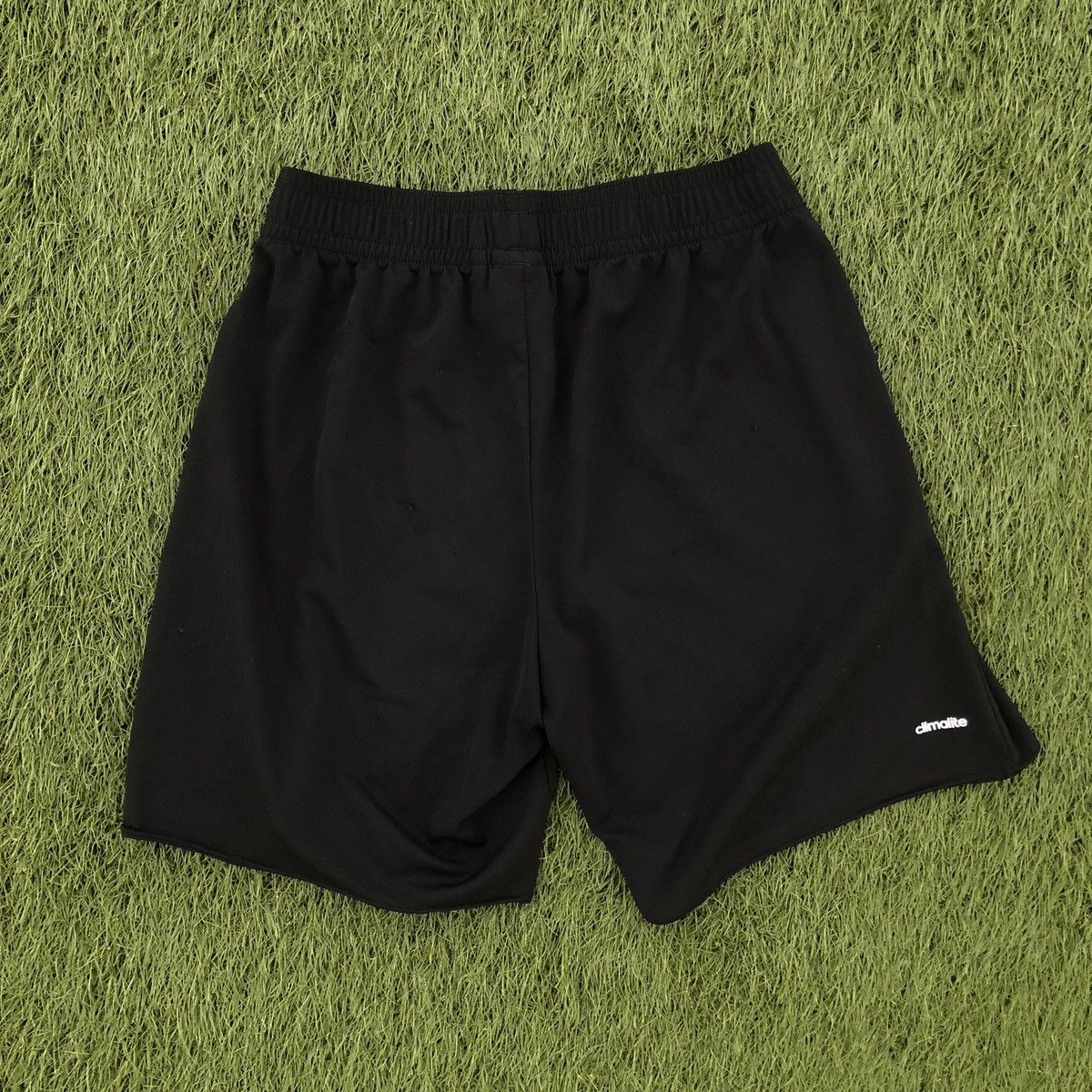 Adidas Adidas shorts Size US 34 / EU 50 - 4 Thumbnail