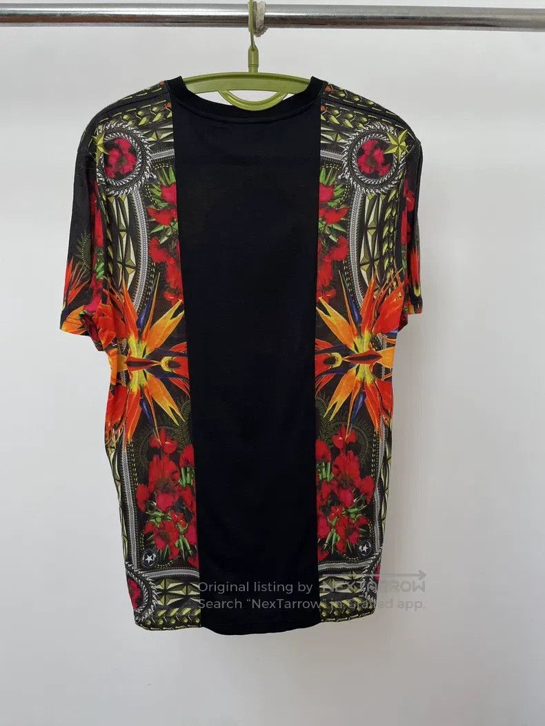 Givenchy Givenchy Madonna Flower Patchwork Short Sleeve - Black Bas Size US S / EU 44-46 / 1 - 2 Thumbnail