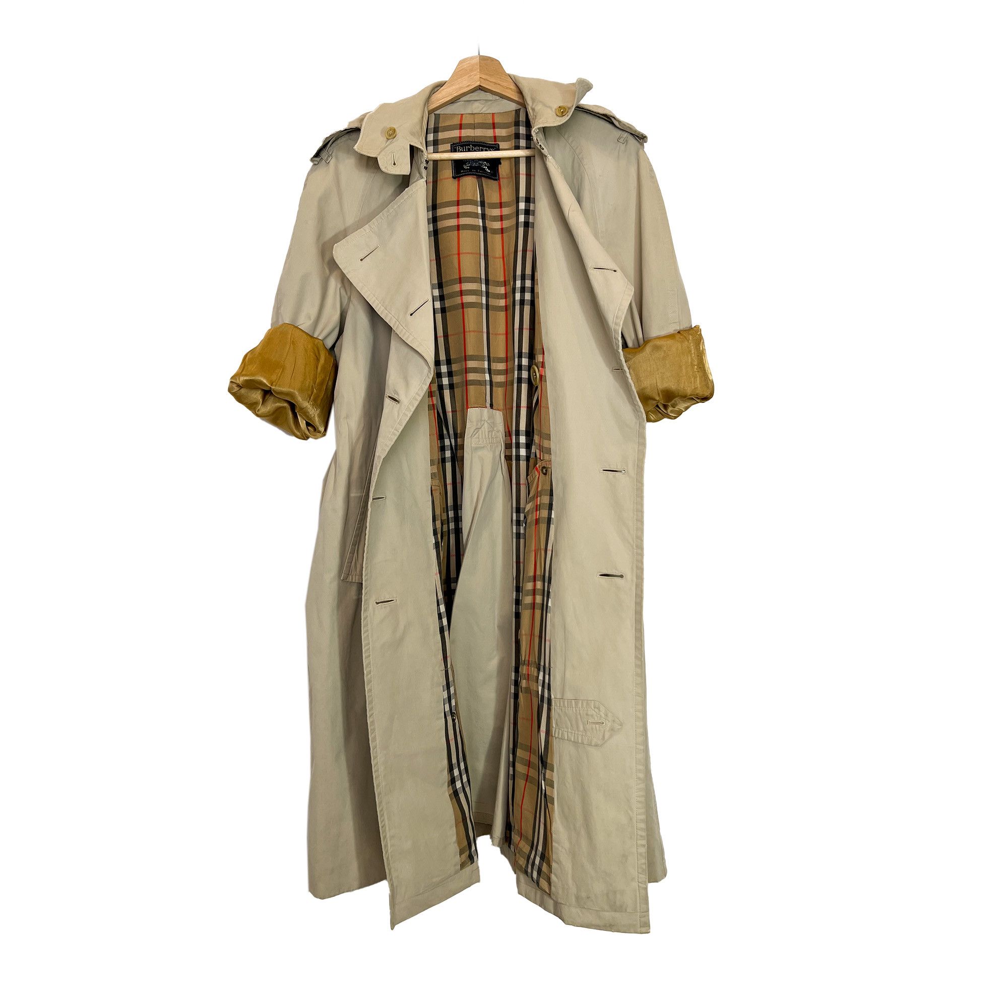 Burberry vintage oversized trench coat for men.