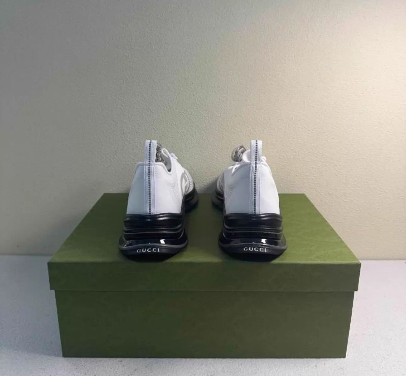 Gucci GUCCI RUN Men's Low Top White Sneaker 46.5 Size US 13 / EU 46 - 3 Thumbnail