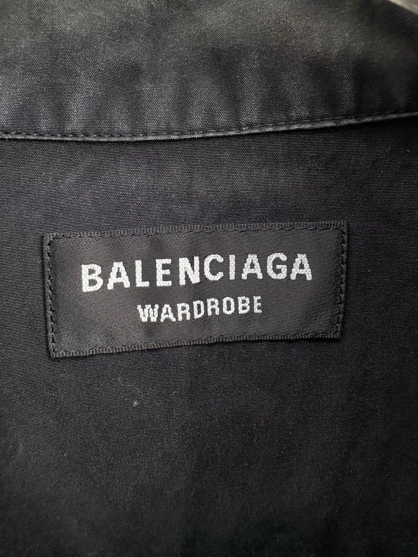 Balenciaga BALENCIAGA Batwing Short Sleeve Shirt Size US XS / EU 42 / 0 - 6 Thumbnail