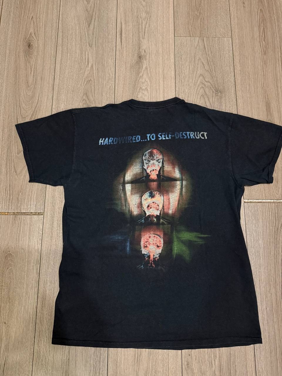 Gildan Rare Vintage 2016 Metallica T-Shirt Hardwired Sz L Band tee Size US L / EU 52-54 / 3 - 5 Thumbnail