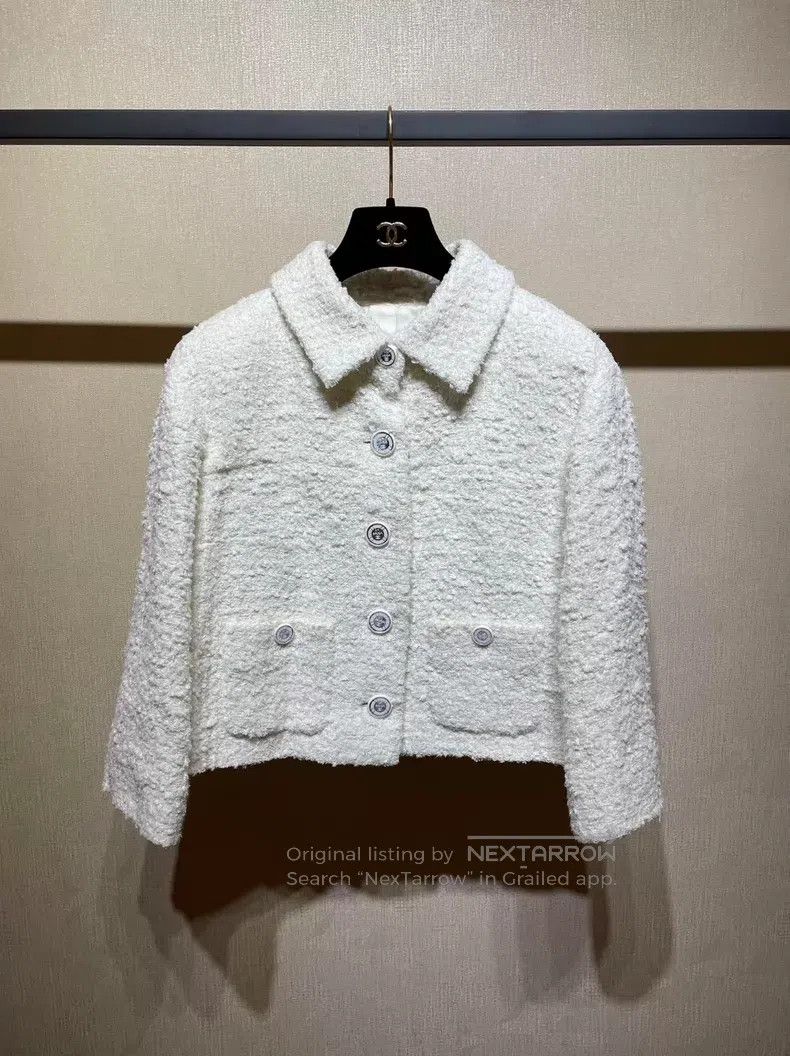 Chanel Chanel Cruise Series Little Sheep White Short Coat Size S / US 4 / IT 40 - 1 Thumbnail