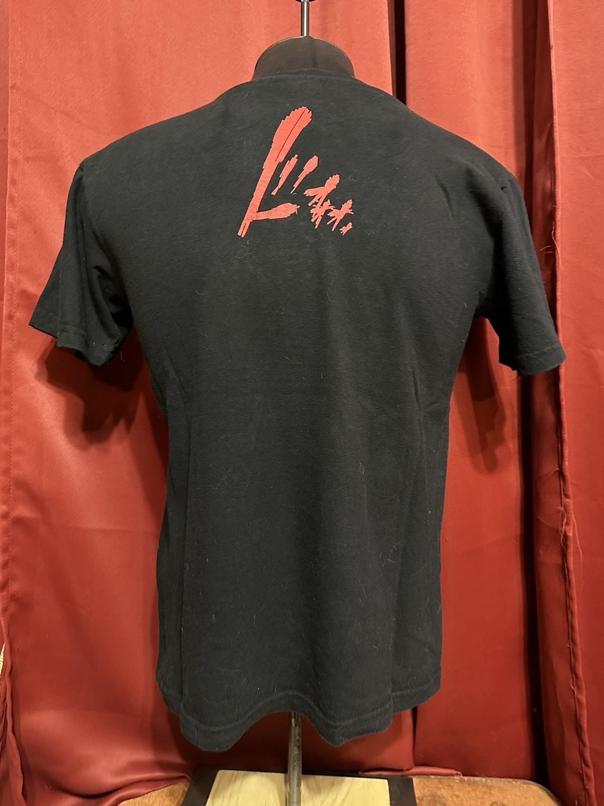 Japanese Brand Attack on Titan Tshirt Size US M / EU 48-50 / 2 - 2 Thumbnail