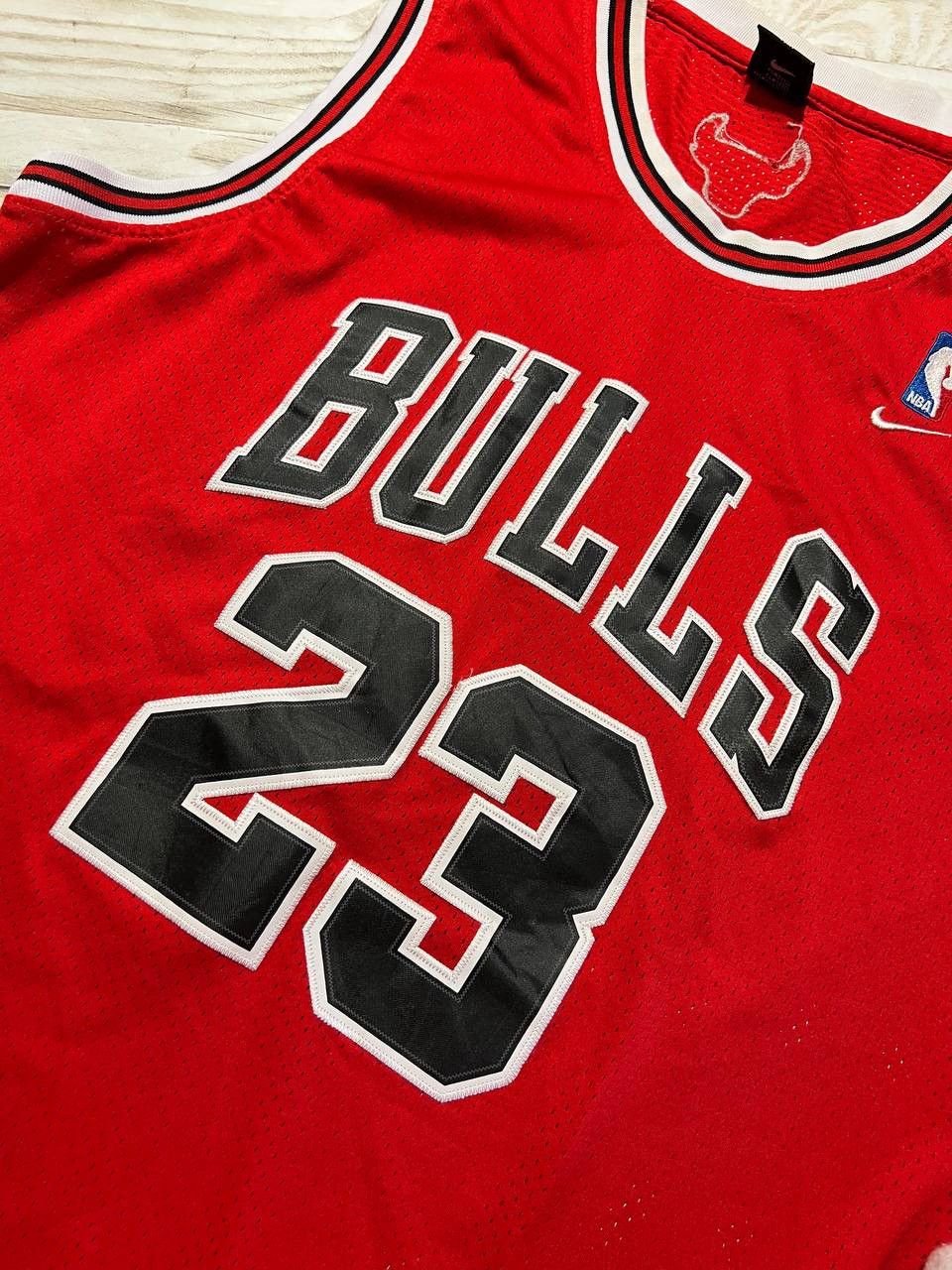 NBA Vintage Nike Chicago Bulls 00s Michael Jordan #23 NBA Jersey Size US L / EU 52-54 / 3 - 9 Thumbnail