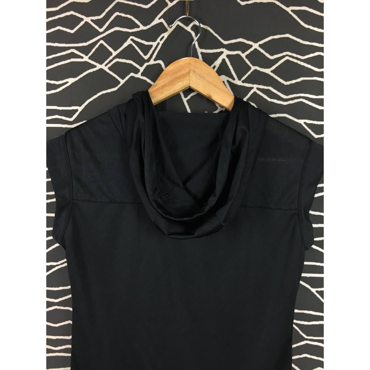 Vintage Babolat Sleeveless Athletic Hoodie Ruffle Hem Tennis Top Size M / US 6-8 / IT 42-44 - 9 Thumbnail