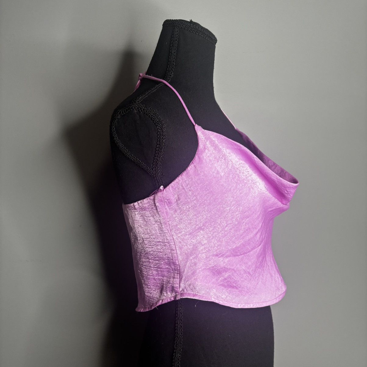 Vintage Wild Fable Womens Pink Cowlneck Cropped Satin Halter Size XS Size XS / US 0-2 / IT 36-38 - 2 Thumbnail