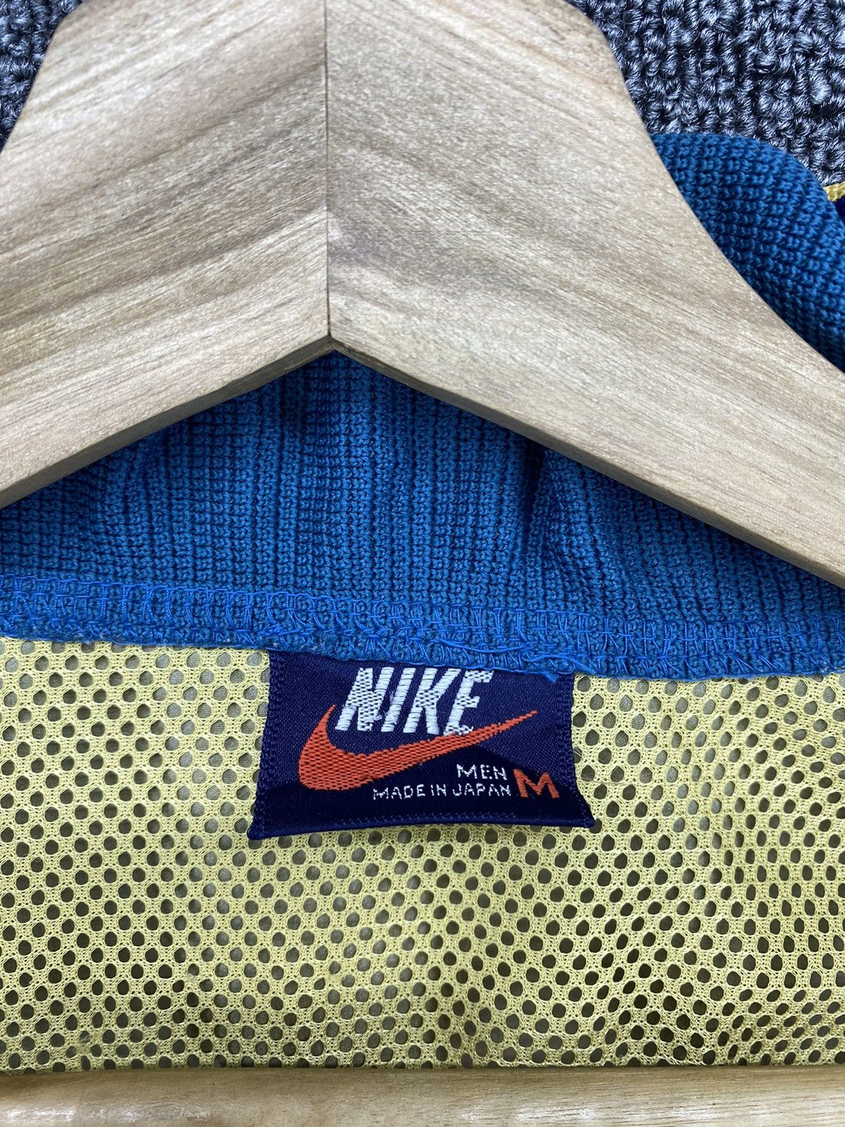 Nike Vintage 80s Nike International Light Jacket Size US M / EU 48-50 / 2 - 9 Thumbnail