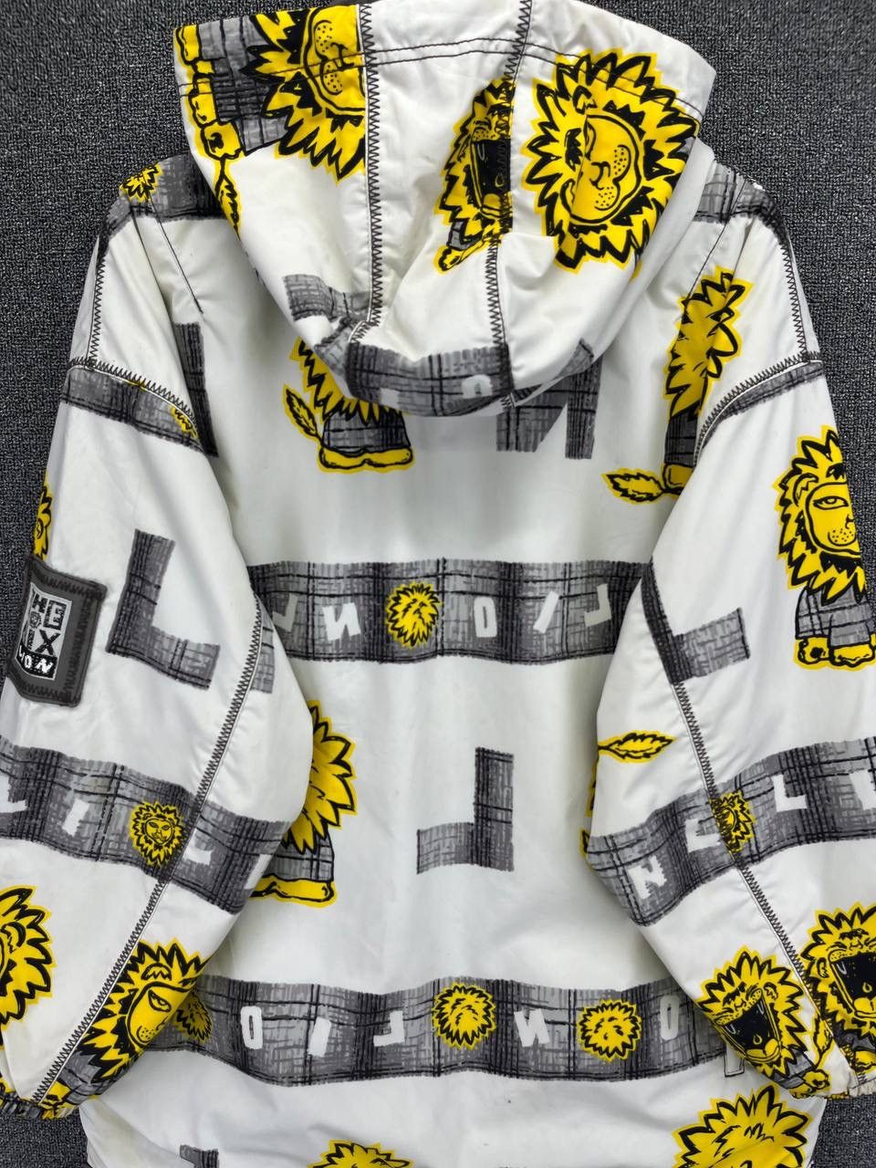 Japanese Brand Vintage Phenix Lions Full Print Rare Hooded Ski Jacket Size US L / EU 52-54 / 3 - 12 Thumbnail