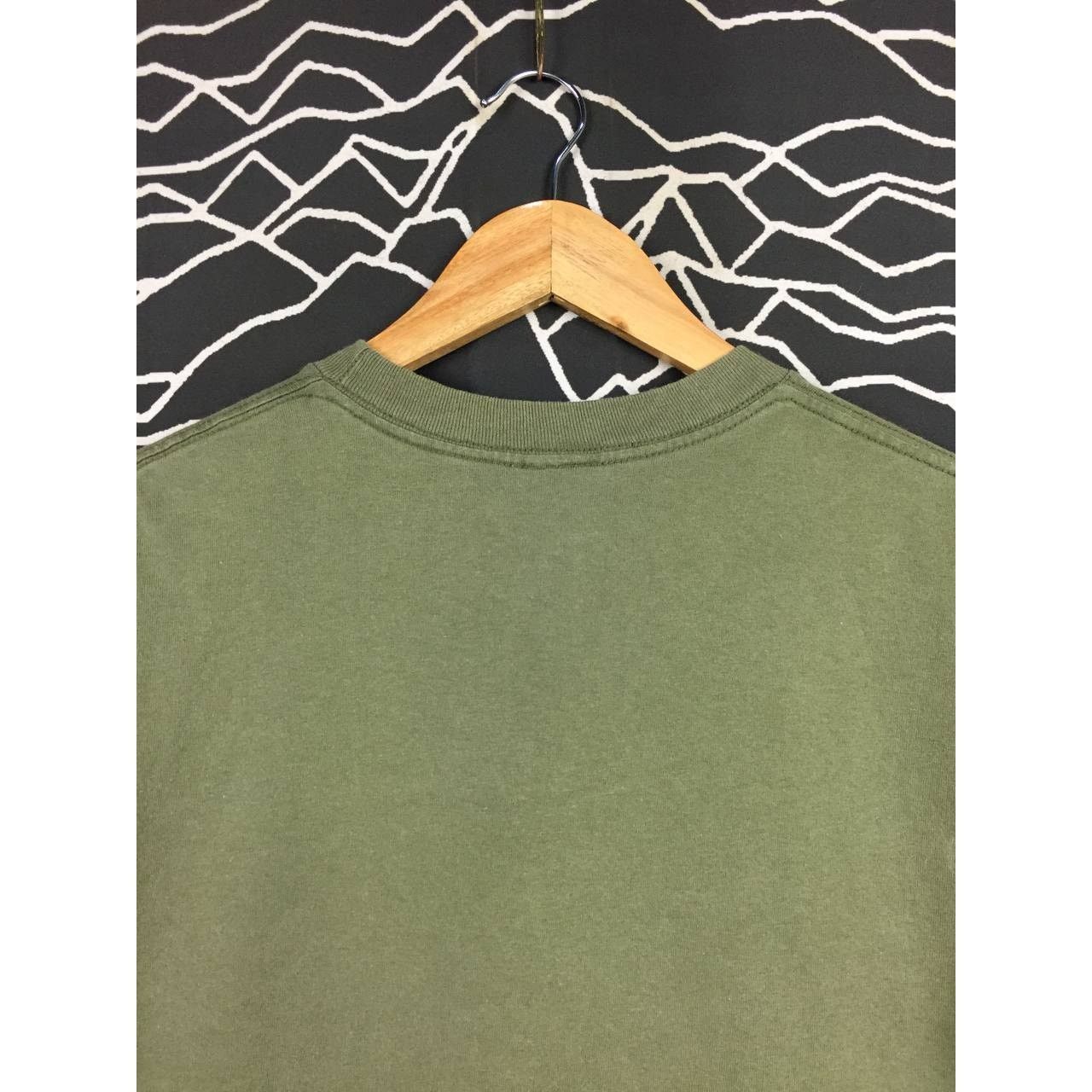DC × Vintage Vtg Y2K DC Shoes Center Logo Skate Skateboard Tee Size US M / EU 48-50 / 2 - 8 Thumbnail