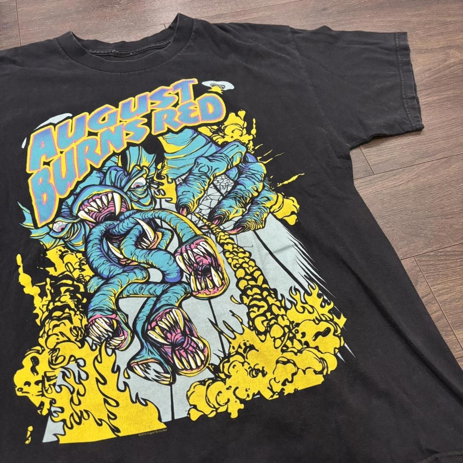 Other vintage August burns red t shirt 2010 L Size US L / EU 52-54 / 3 - 1 Thumbnail