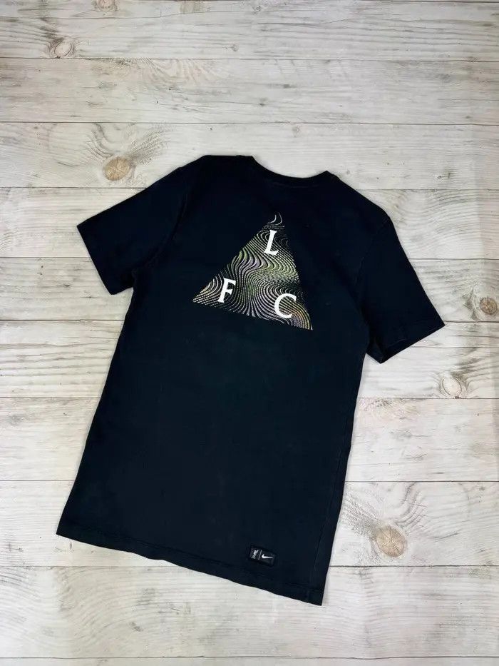 Nike Nike Liverpool T-Shirt Soccer Football Size US S / EU 44-46 / 1 - 1 Thumbnail