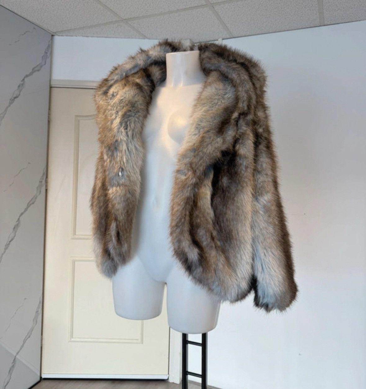 Other Vintage-Style Faux Fur Hooded Coat – Size M Size S / US 4 / IT 40 - 3 Thumbnail