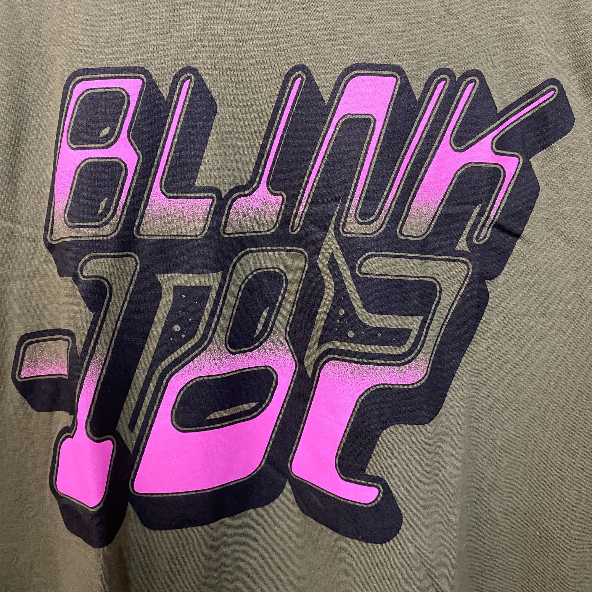 Other Blink-182 Pink Gradient Logo T-Shirt 2XL Size US XXL / EU 58 / 5 - 3 Thumbnail