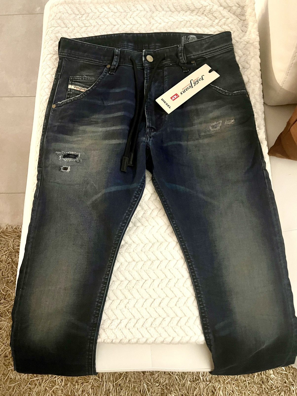 Diesel CRAZY Pair Of Joggjeans From Diesel In A Beautiful Deep Blue Size US 28 / EU 44 - 3 Thumbnail