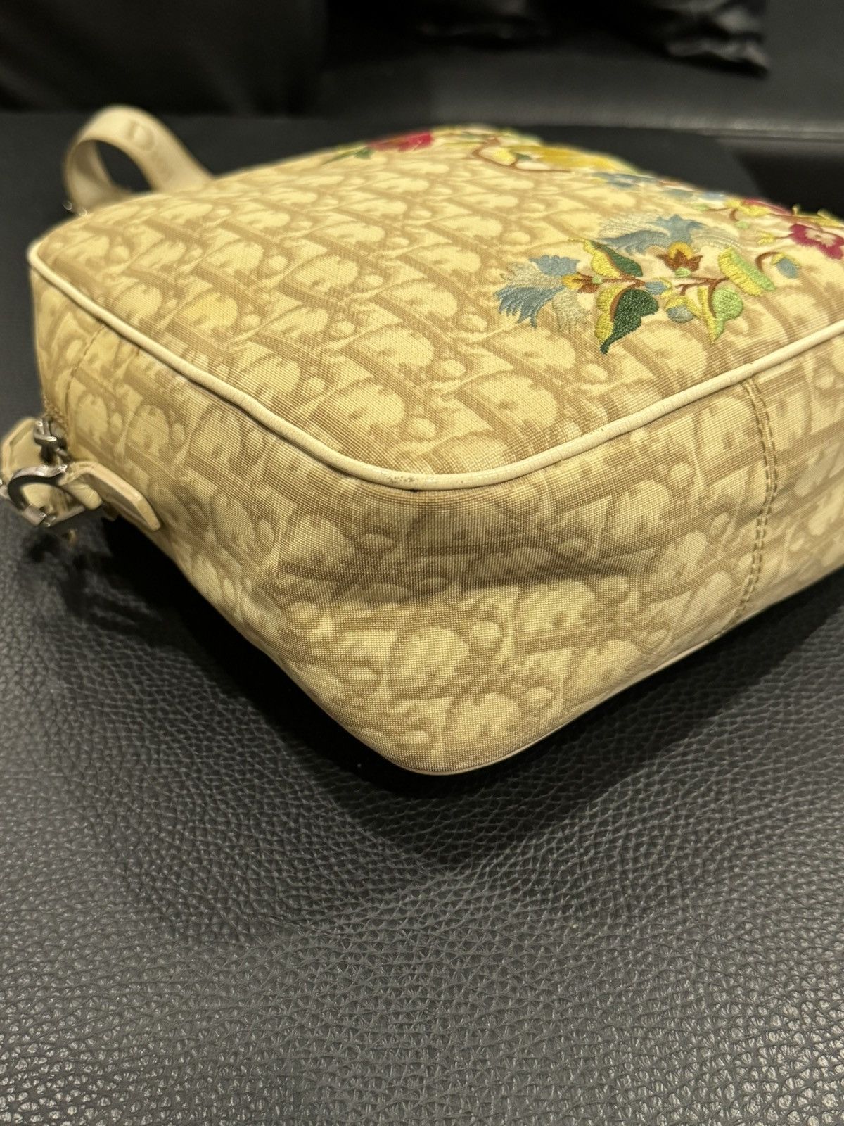 Dior Dior Vintage Beige Flower Trotter Oblique Monogram (2004) Size ONE SIZE - 10 Thumbnail