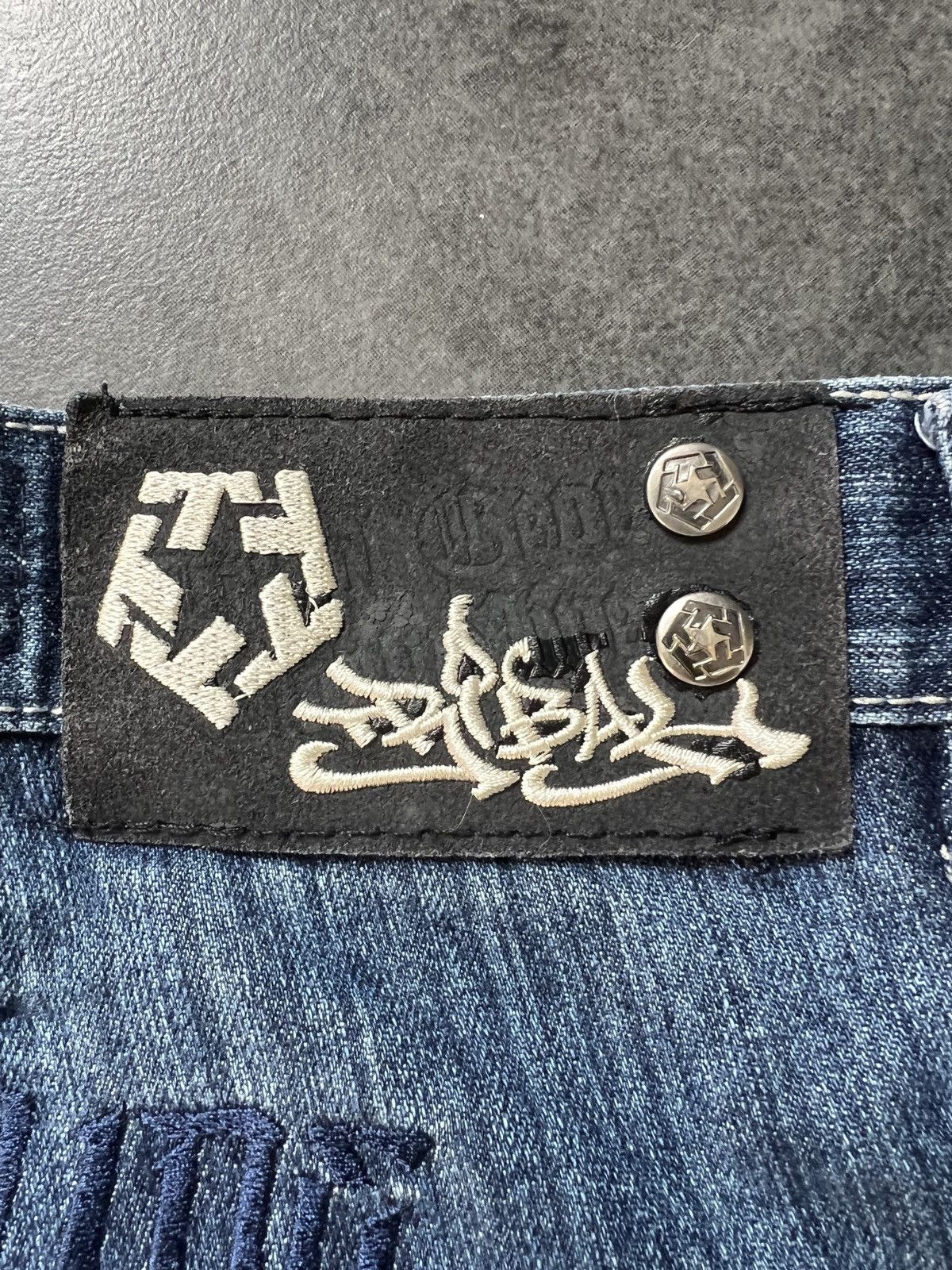 Tribal Streetwear Vintage TrIbal Embroidered Logo Denim Jeans Y2k Streetwear Size US 30 / EU 46 - 5 Thumbnail