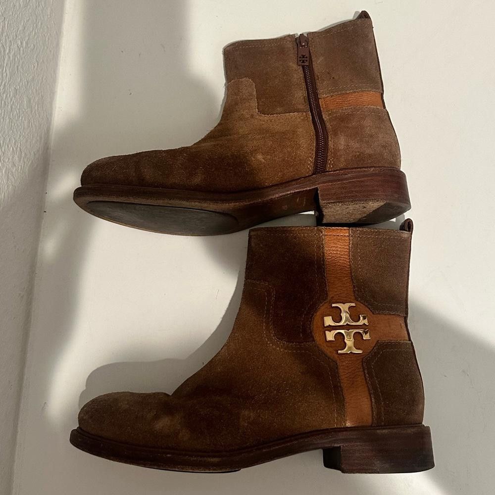 Tory Burch Tory Burch Alaina Flat Bootie Almond Tan Split Suede 7.5 Size US 7.5 / IT 37.5 - 3 Thumbnail